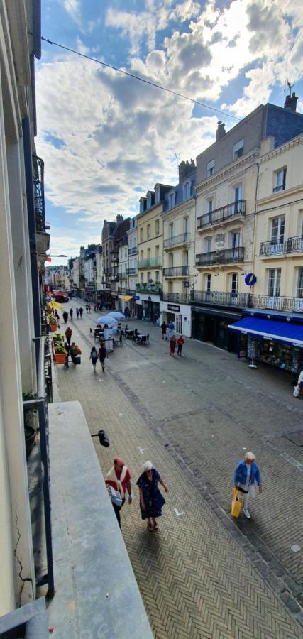 Les Balcons De Dieppe - Appartement 1Er Etage - Certifie 3 Etoiles Au Coeur De La Rue Pietonne المظهر الخارجي الصورة